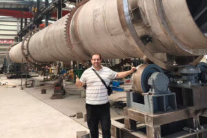 Argentine Customer Visits Xu Ye Machinery to Di...